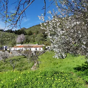 Mountain La Isa By Rose Hostel
